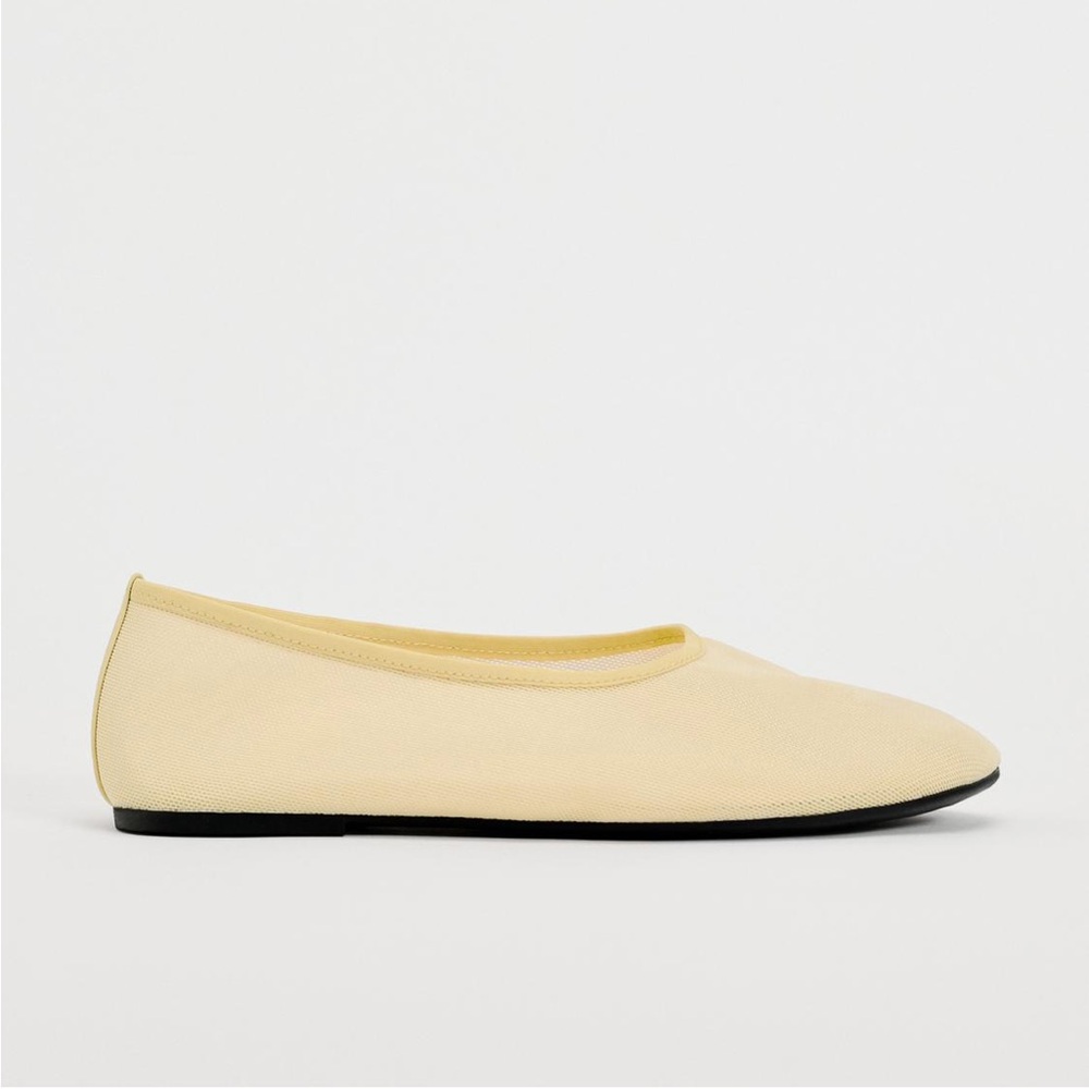 Zara nude colored mesh ballet flats, size 10